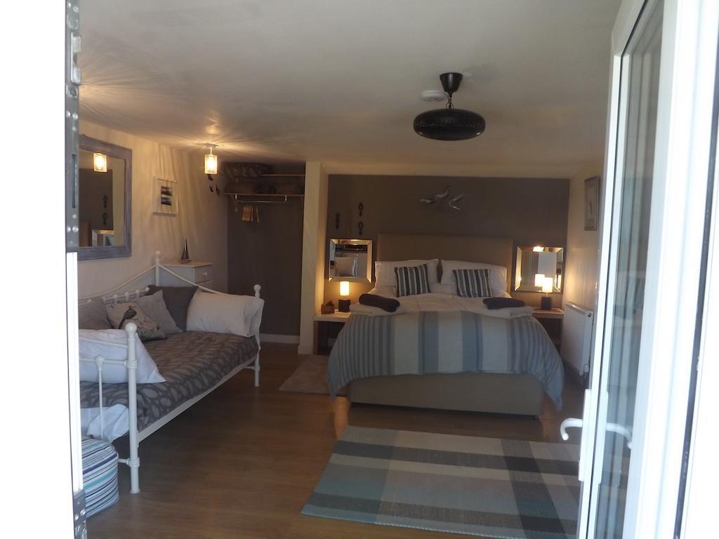 The Swallows Guest House New Quay  Ngoại thất bức ảnh